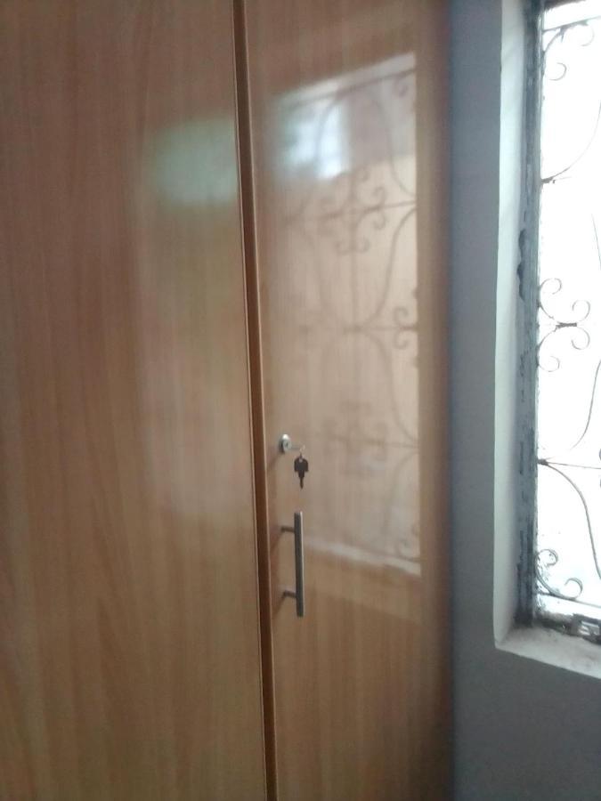 Newly Renovated Guesthouse 伊斯兰堡 外观 照片