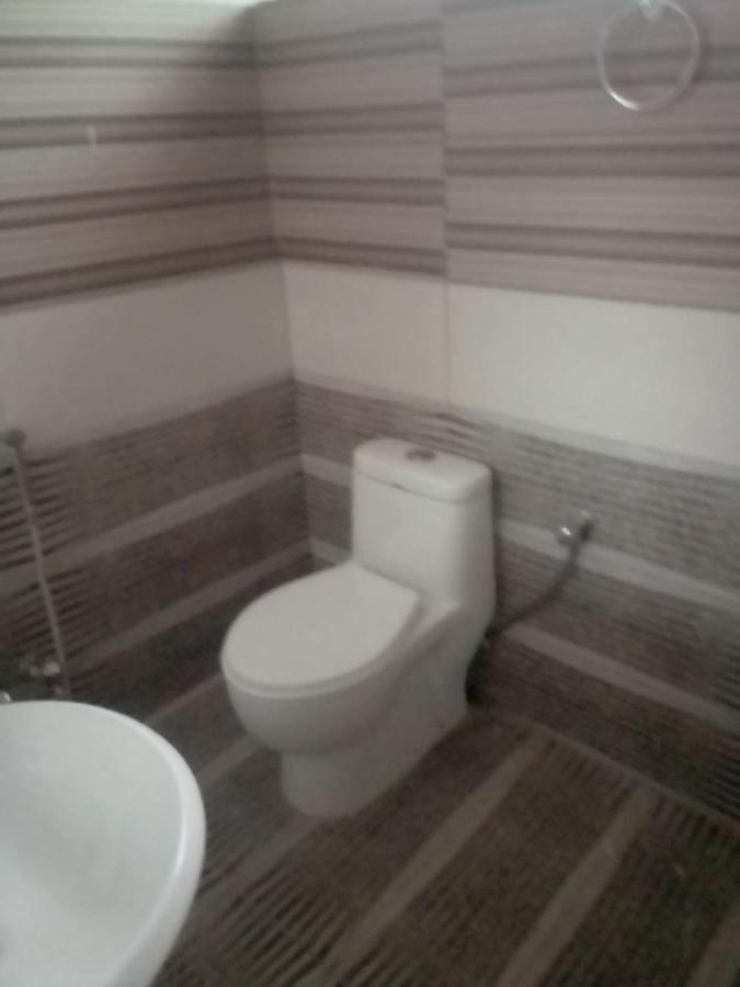 Newly Renovated Guesthouse 伊斯兰堡 外观 照片