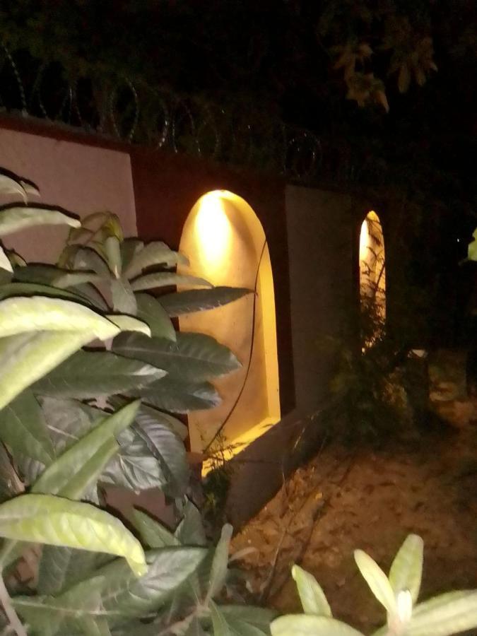 Newly Renovated Guesthouse 伊斯兰堡 外观 照片