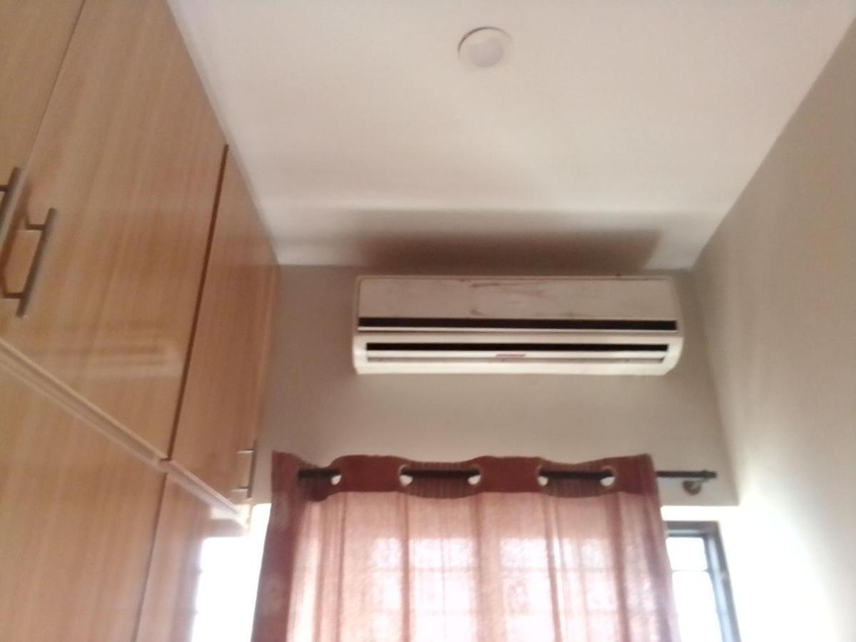Newly Renovated Guesthouse 伊斯兰堡 外观 照片